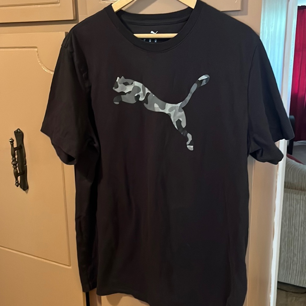 Puma t shirt sz xl